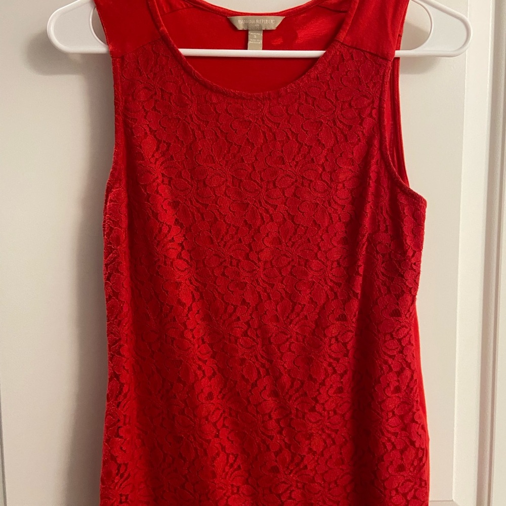 Red Lace Sleeveless Top